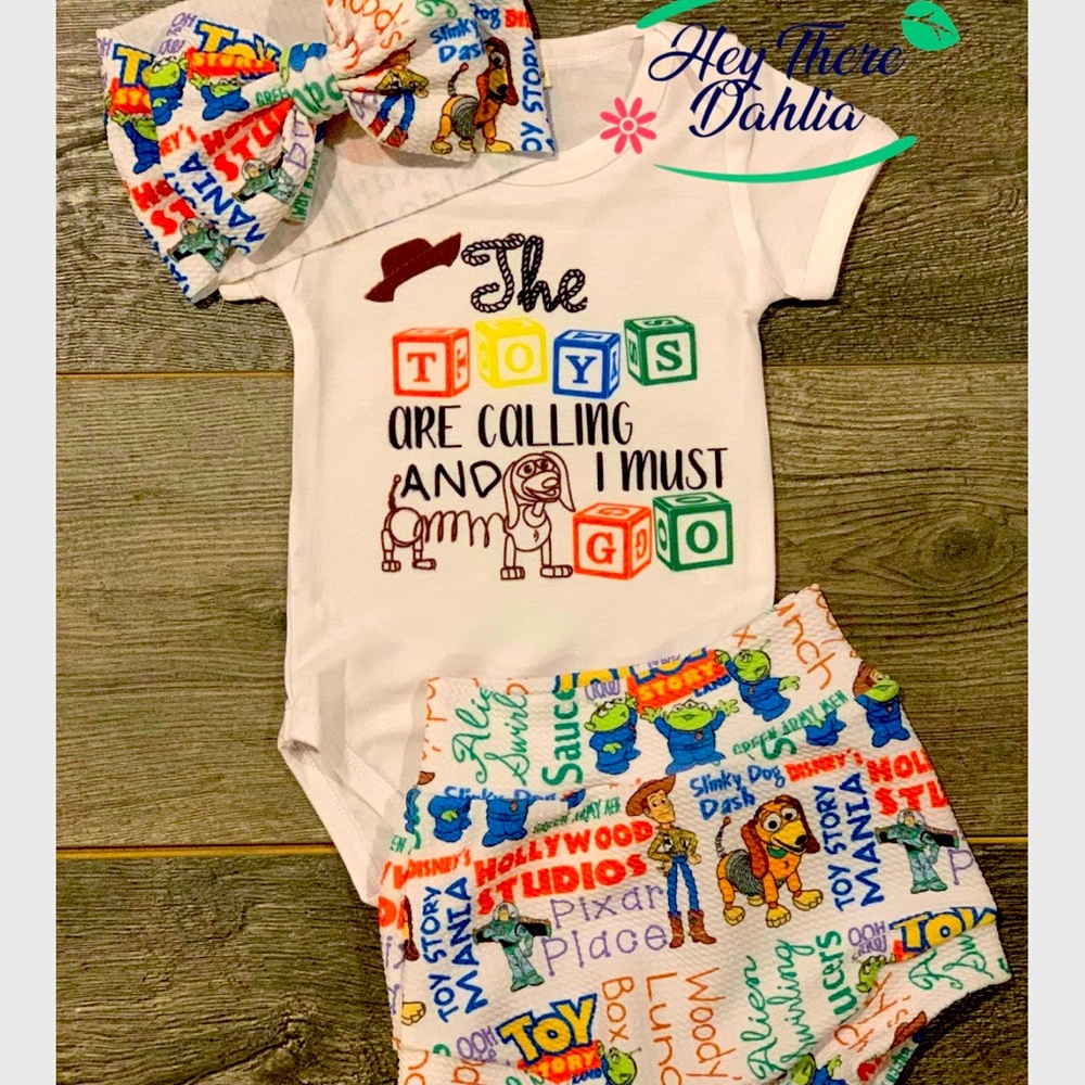 Custom Disney outfit